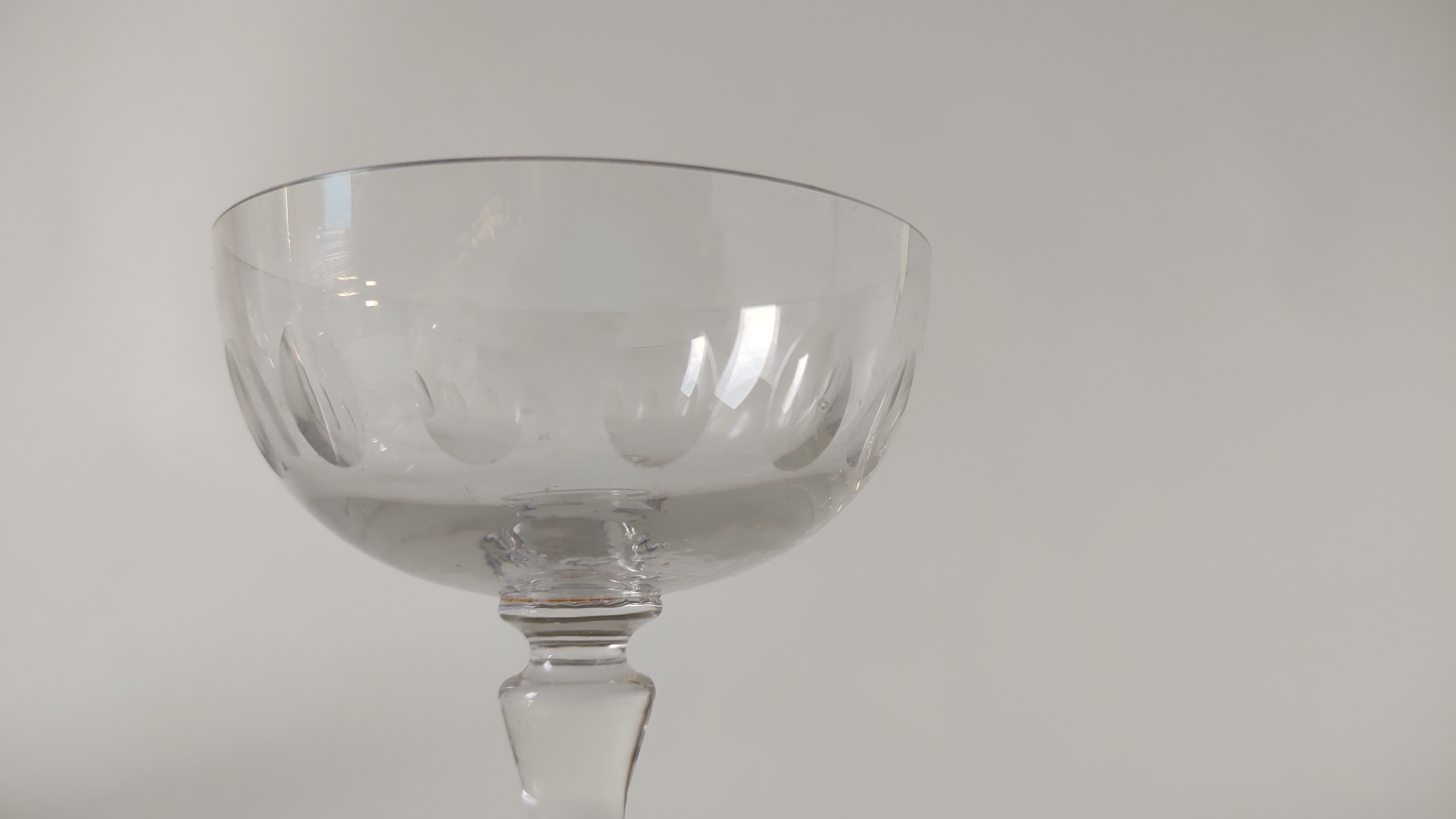 Champagne coupes set 1