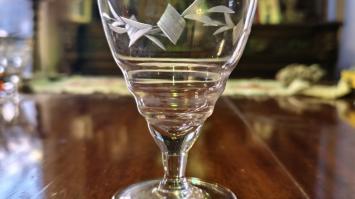 Wijnglazen Geslepen met Ribbel nek